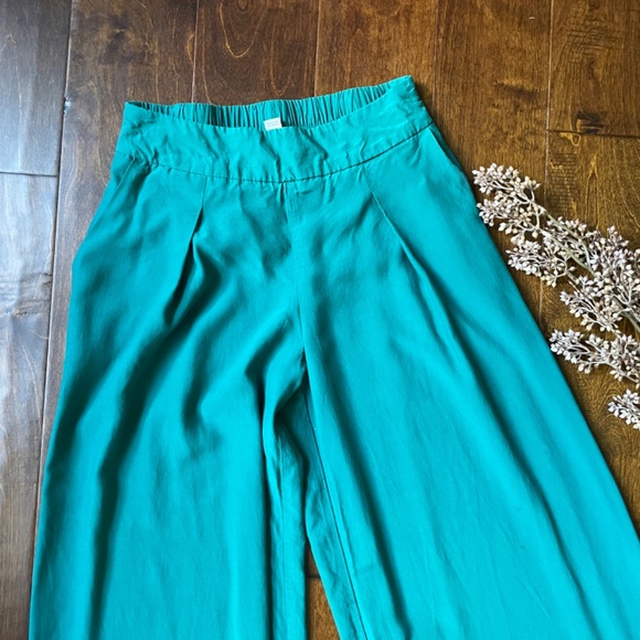 High waisted flat front wide leg Kelly emerald green dress pants - Picture 6 of 14